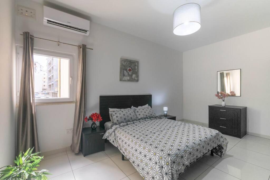 Modern Apt. Close To The Square St. Paul's Bay Dış mekan fotoğraf